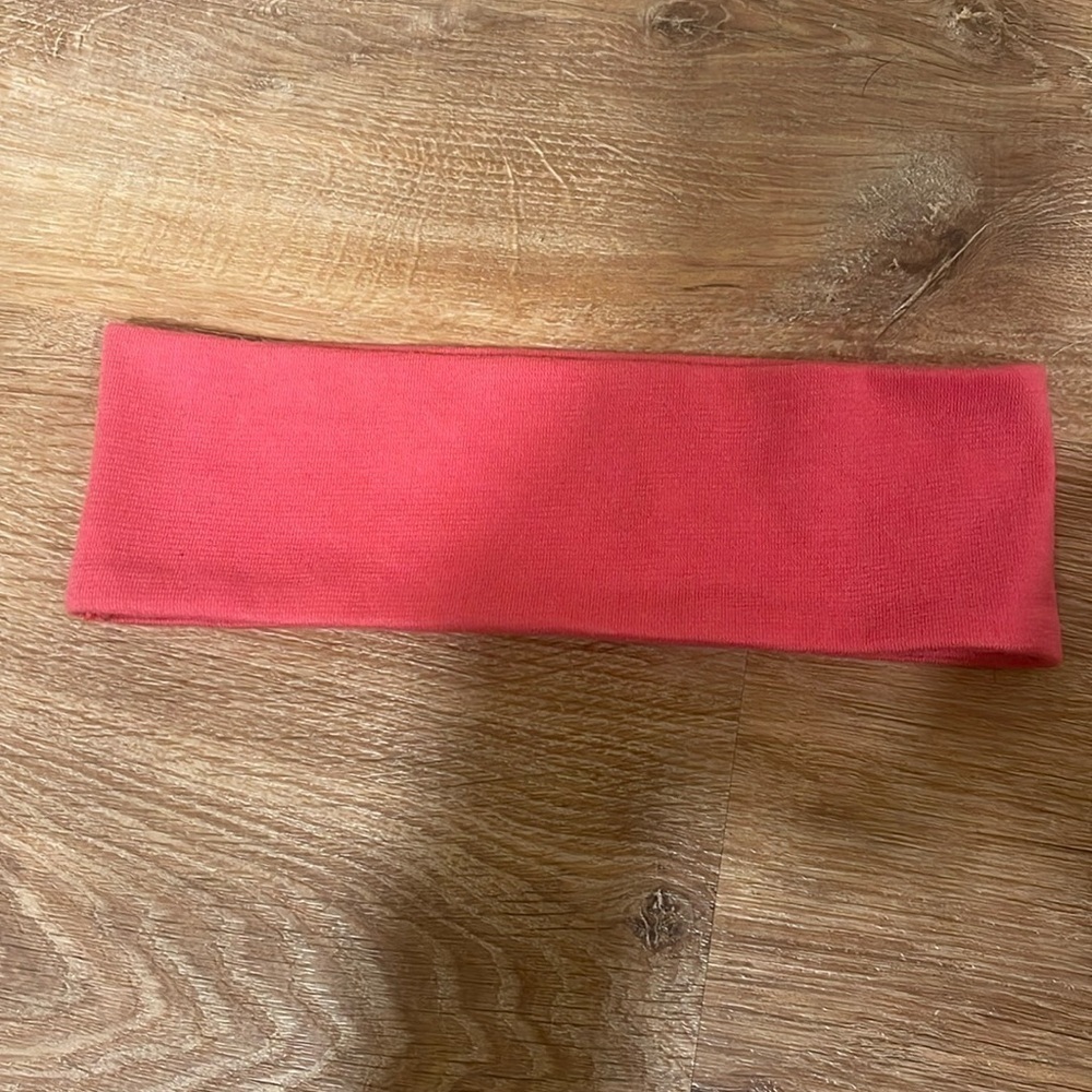 Bright red headband​​​​​​​